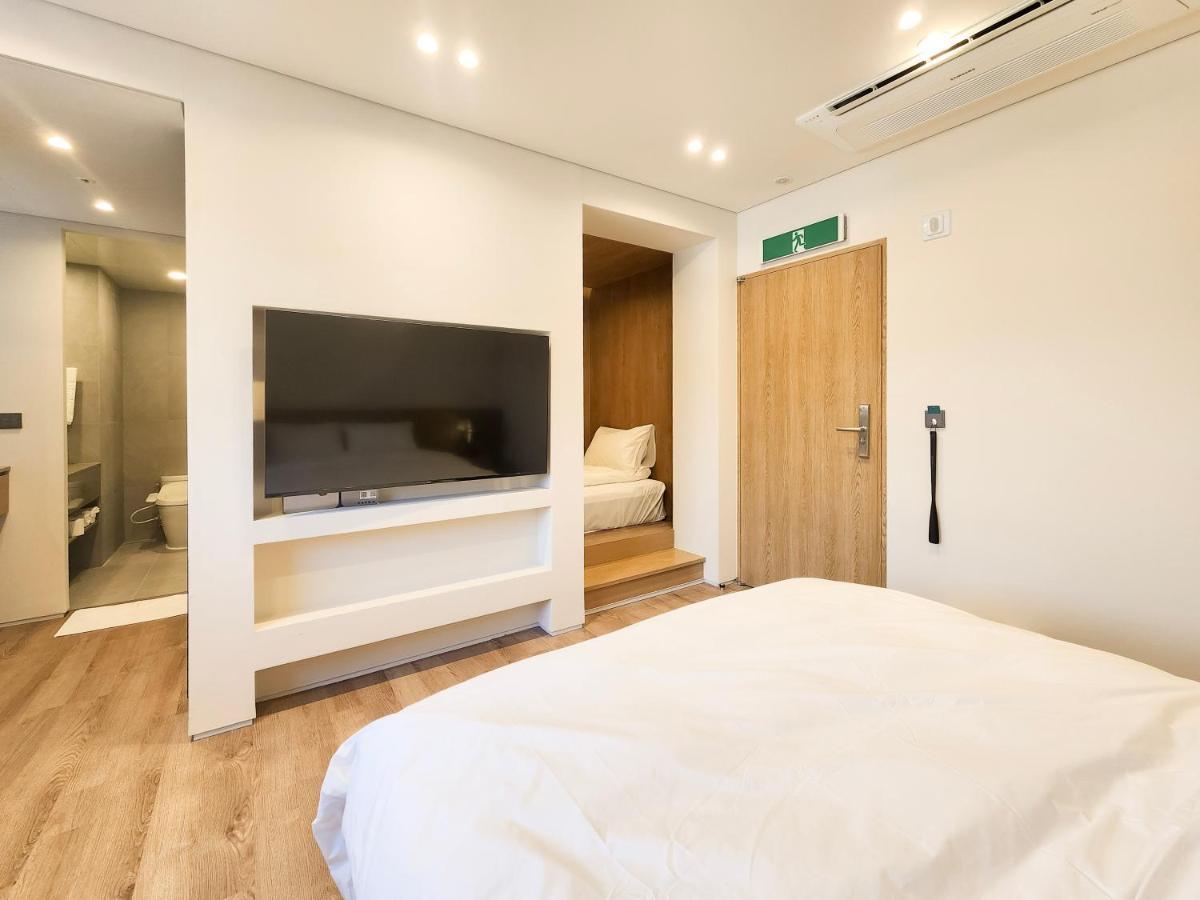 Eden Foret Hotel Chungju Dış mekan fotoğraf
