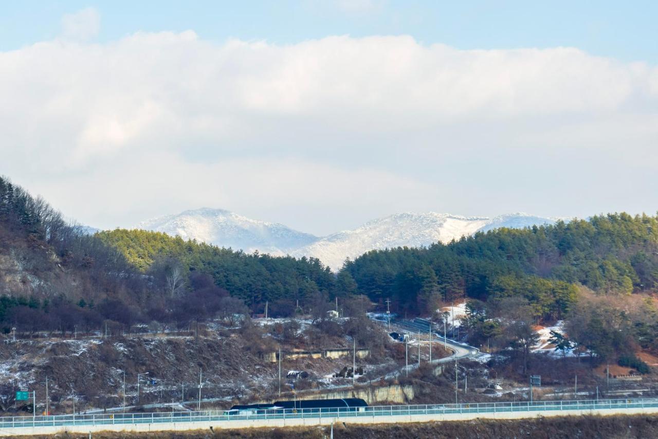 Eden Foret Hotel Chungju Dış mekan fotoğraf